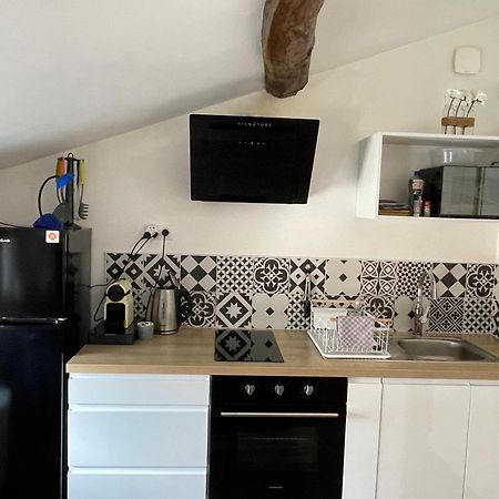 Ferienwohnung Chez Jean-Yves Et Zoe - Le Saint Andre - Au Calme, Tres Propre, Proche Parkings, Clim Niort Exterior foto