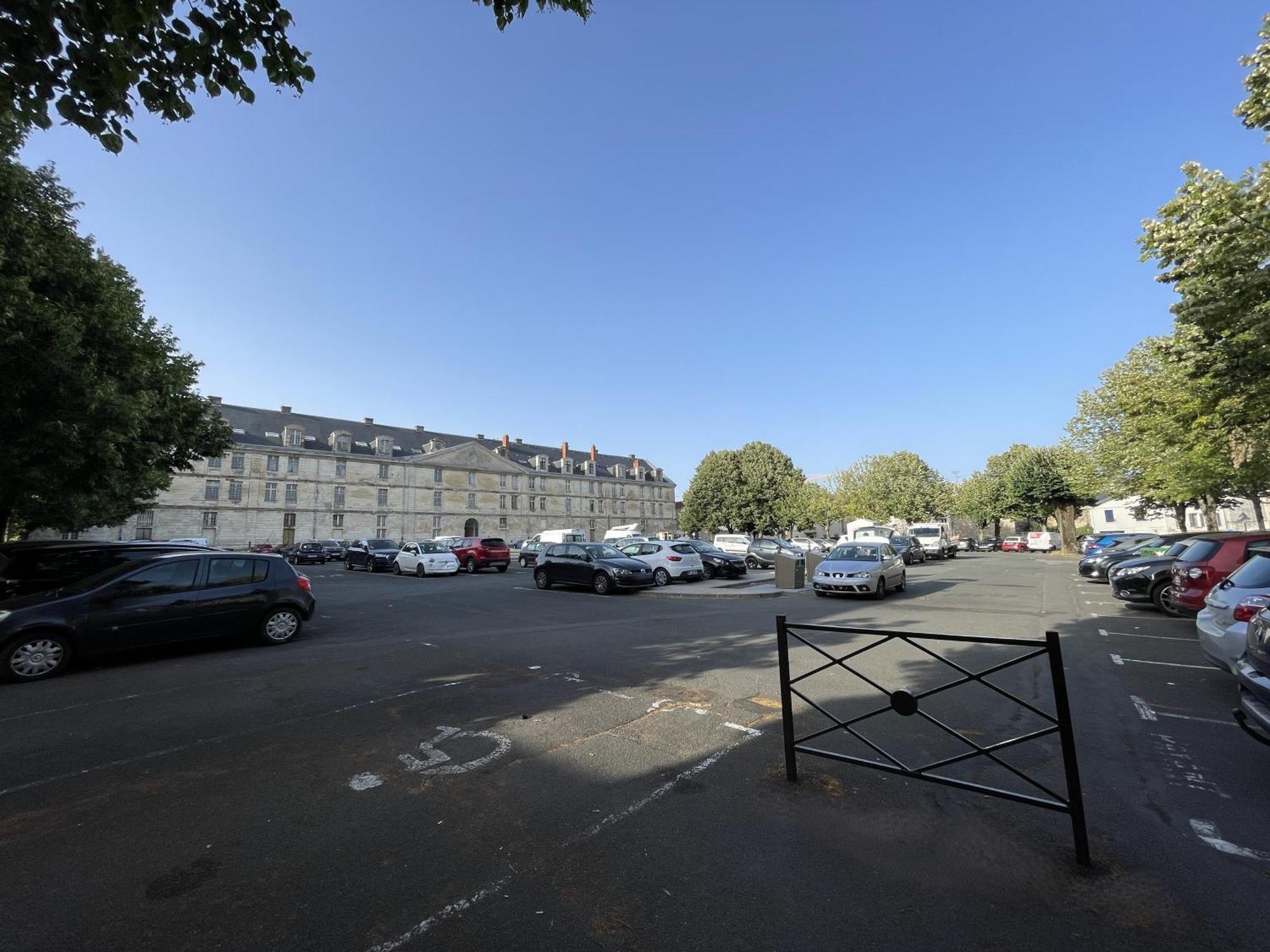 Ferienwohnung Chez Jean-Yves Et Zoe - Le Saint Andre - Au Calme, Tres Propre, Proche Parkings, Clim Niort Exterior foto