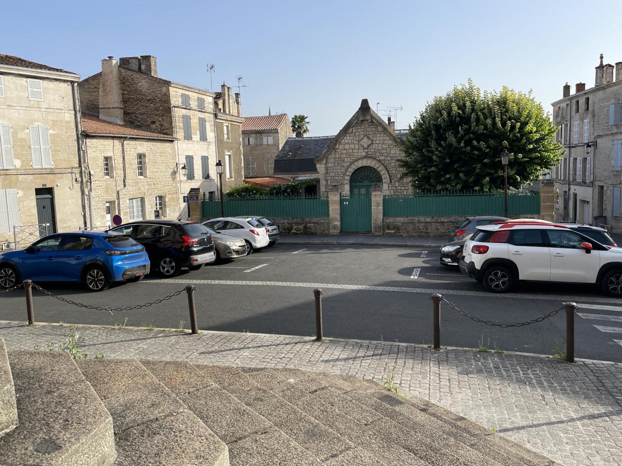 Ferienwohnung Chez Jean-Yves Et Zoe - Le Saint Andre - Au Calme, Tres Propre, Proche Parkings, Clim Niort Exterior foto